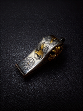 【Customization】24K Gold-Inlay Hand-Engraved Designed Floral Scrolls Whistle