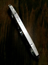 【Customization】Floral Scrolls Pattern Cigar Cutter