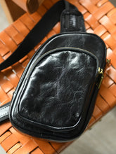 New Men's Crossbody Top Cowhide Casual Chest Backpack Genuine Leather Fashion Commuter Chest Bag Cell Phone Bag · Brown